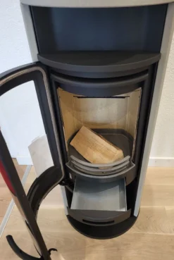 Contura 610AG:1 Style Ausstellungsstück -Brunner Geschaft Contura 610AG Style schwarz Artstone FDAAV639007 0224 s3 1280x1280