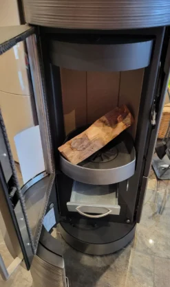 Hase Lima Ausstellungsstück 1 -Brunner Geschaft Hase Lima schwarz meteorit FDAAV6380115 1223 s3 1280x1280