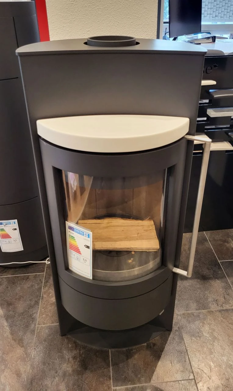 Hase Luno Ausstellungsstück 1 Hase Luno Ausstellungsstück