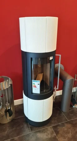 Hase Osaka Ausstellungsstück -Brunner Geschaft Hase Osaka Ausstellungsstueck Kaminofen Keramik Faechertextur in Alabaster 5 kW FDAAV6380103 1cfsaOiFsDWuPC 1280x1280