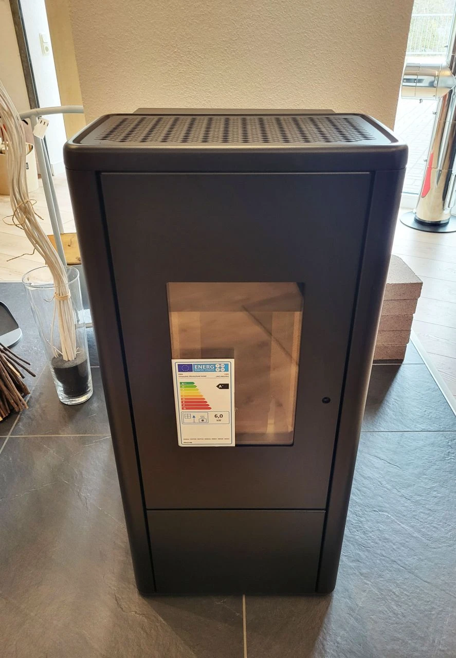 Rika Livo Pelletofen Ausstellungsstück 3 Rika Livo Pelletofen Ausstellungsstück – Bild 3